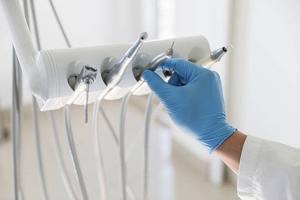 Professional Emergency Dentist technician working in Washington County County, IN